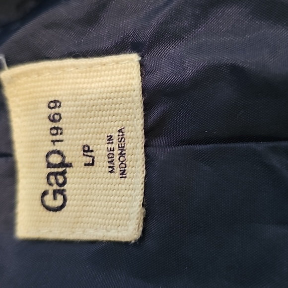 Womans Jacket - Picture 2 of 3